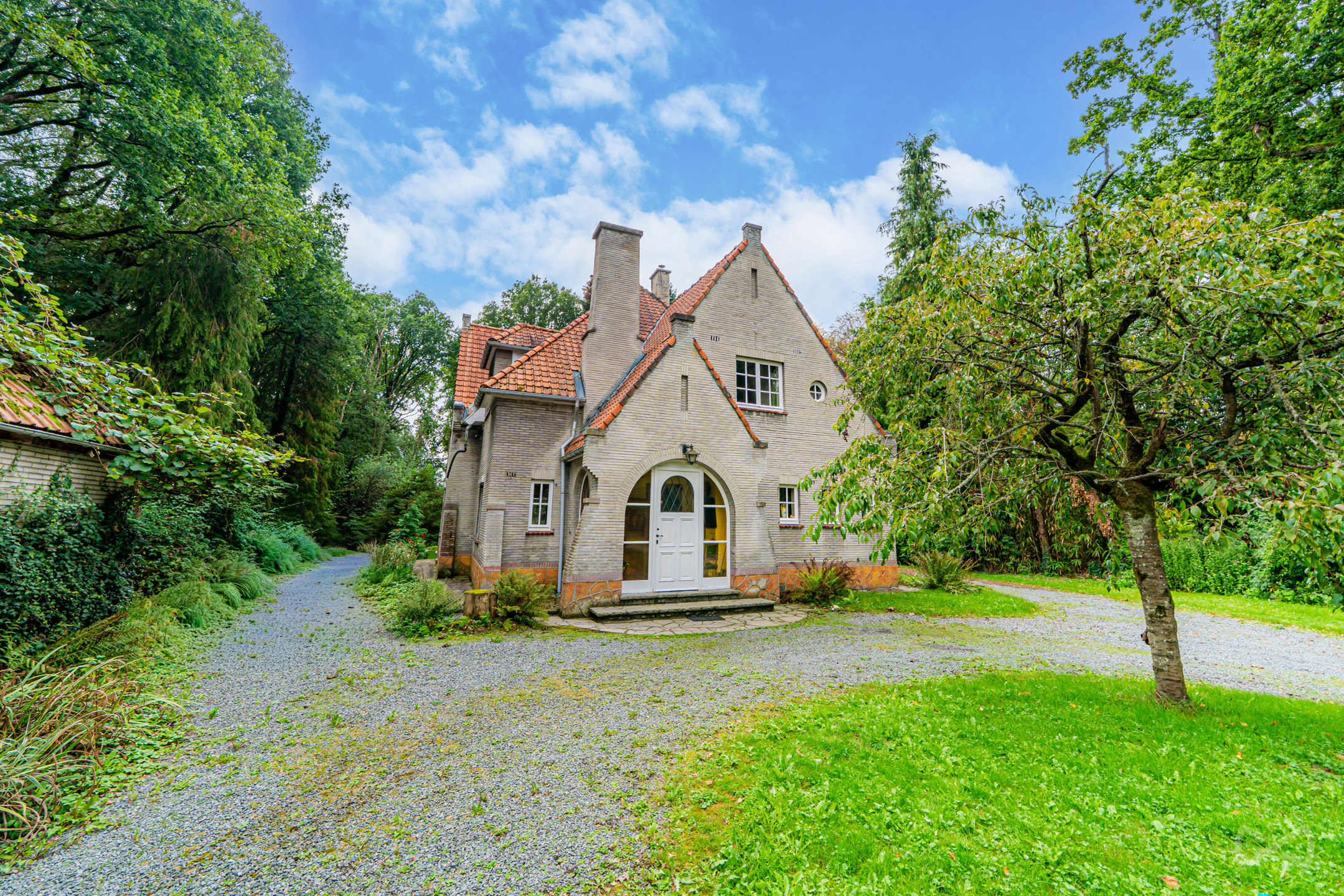 House for sale in Bernissart