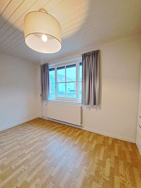 Comfortabele 2-slaapkamerwoning met Stadsterras te huur in Brugge - photo 5