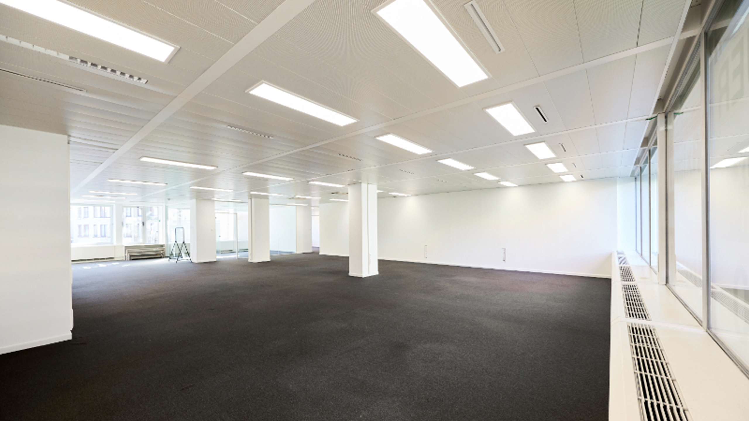 Kantoren te huur tussen 327 m² en 465 m². - foto 3