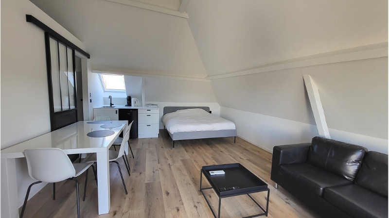 Gemeubelde studio te huur in het centrum van Brugge - foto 3