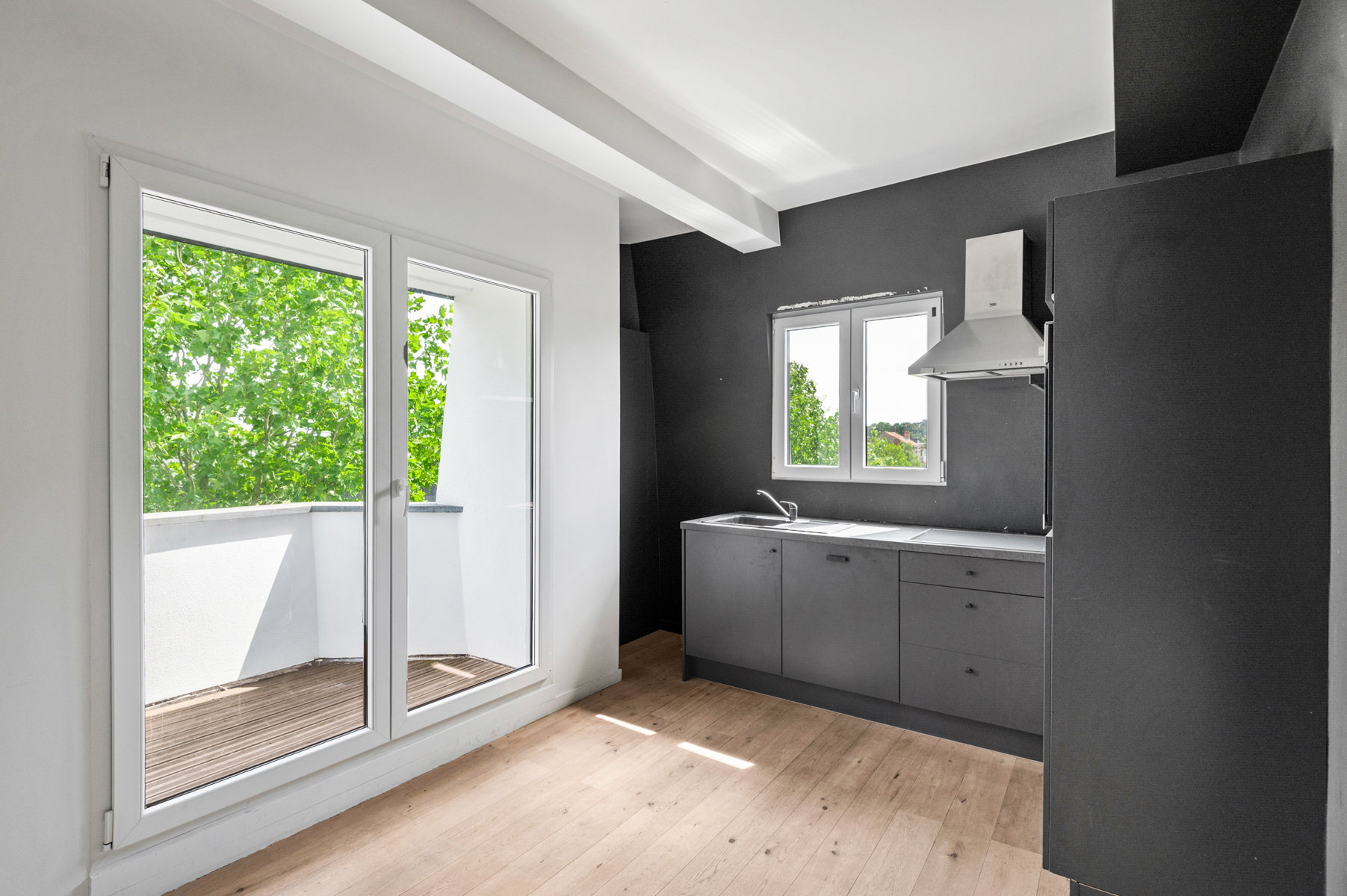 Apartment for sale in Borgerhout with 2 bedrooms - photo 4