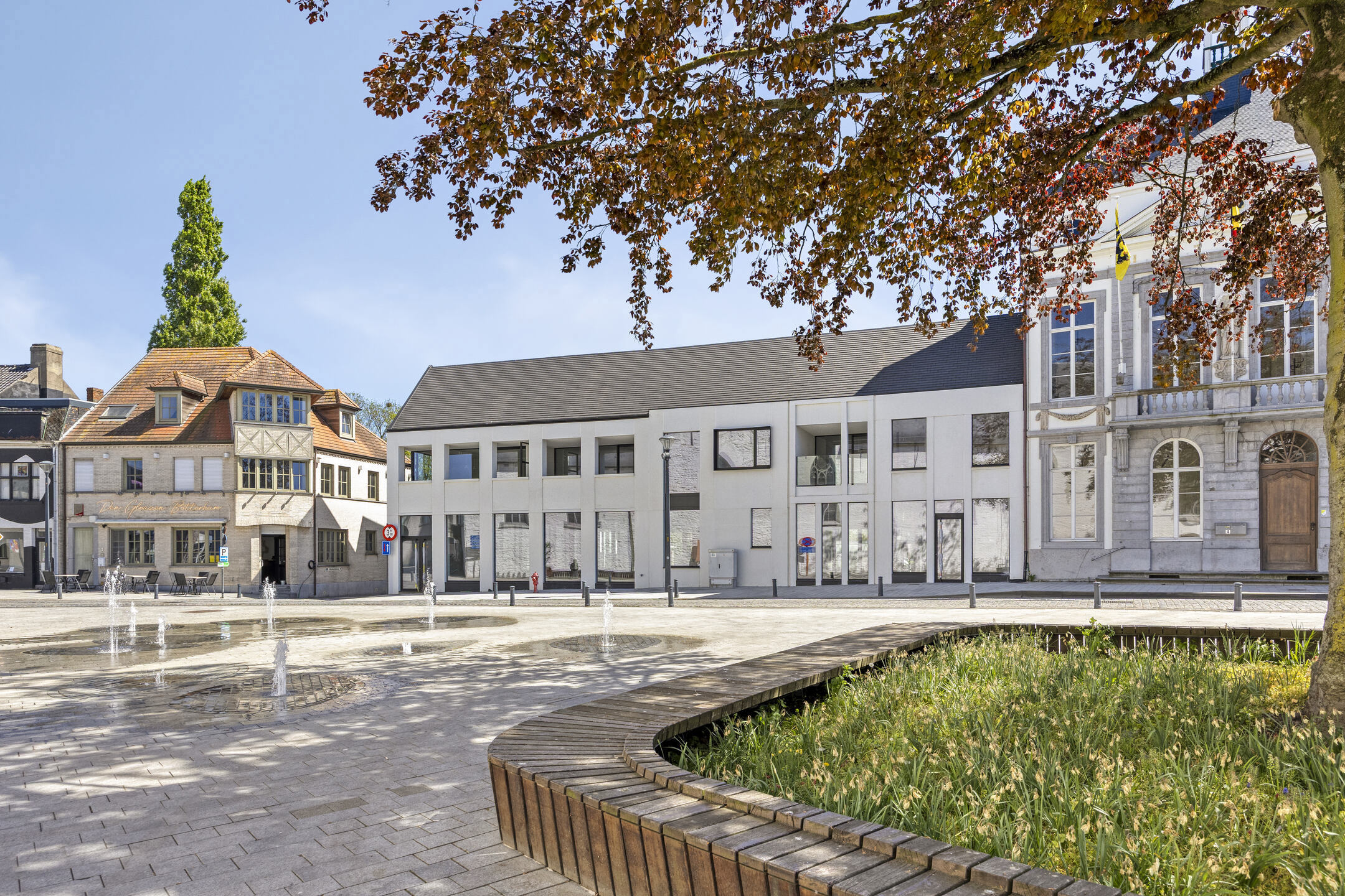 Handelsgelijkvloers met veel daglicht en topvisibiliteit! - foto 1