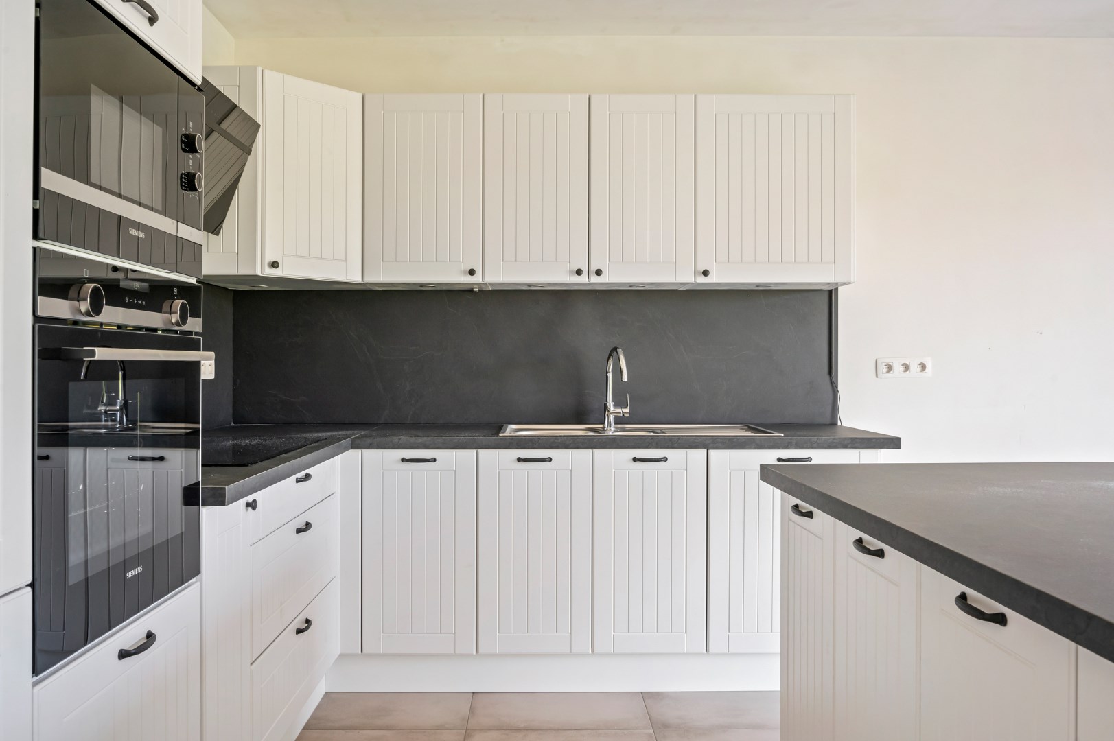 NIEUWBOUWAPPARTEMENT MET EPC A, 3 SLPKS EN 2 ZONGERICHTE TERRASSEN - foto 1