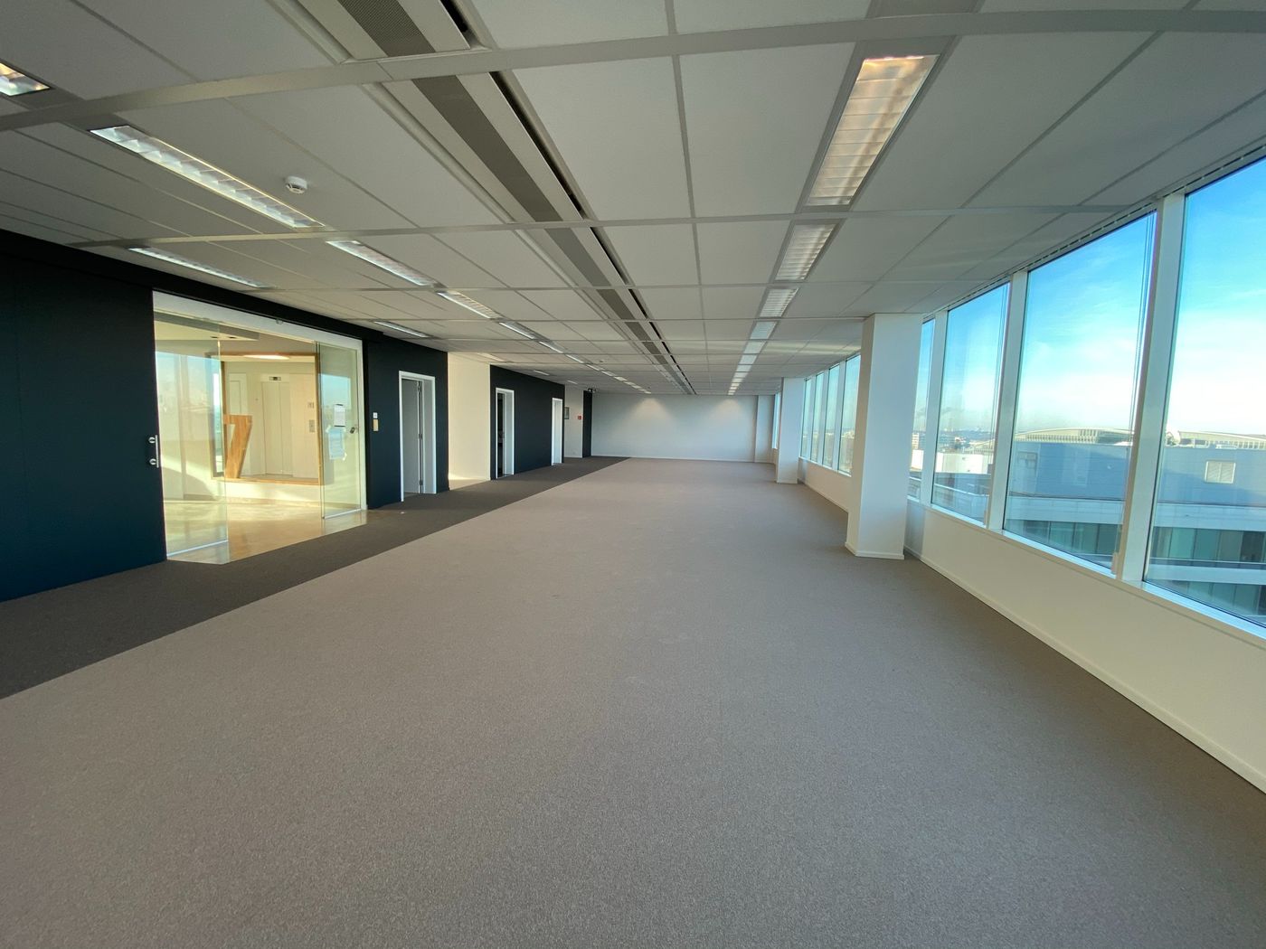815 m² high-tech kantoor met unieke visibiliteit langs A201 - foto 5