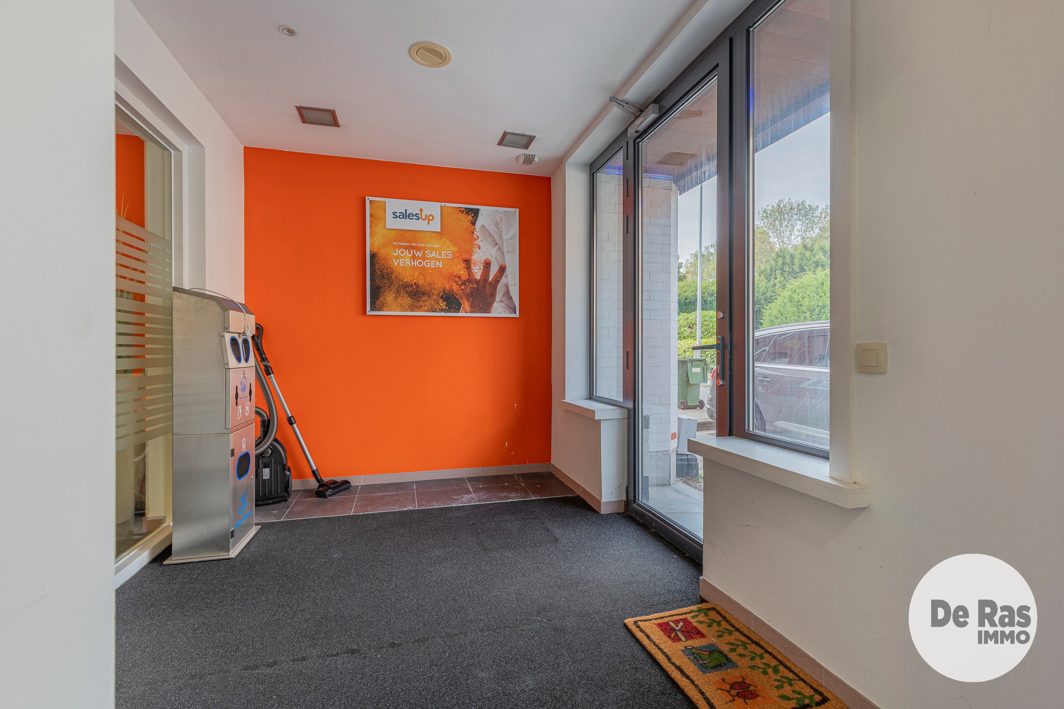 MOORSEL– Multifunctioneel handelspand van +/- 300 m² en tuin - foto 4