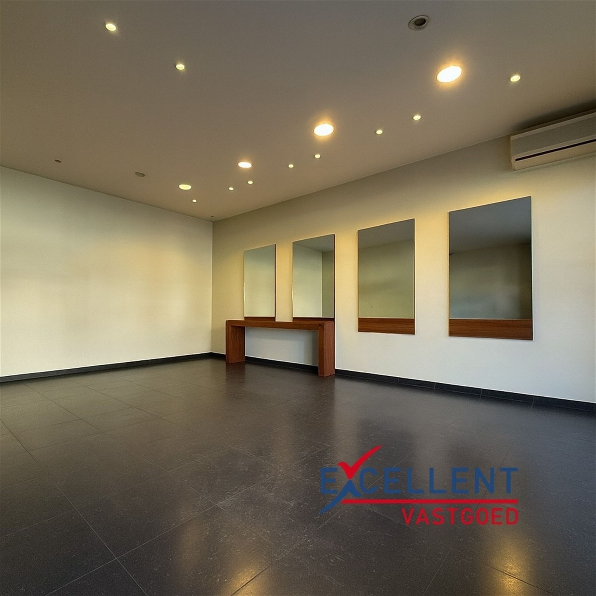 Handelsruimte te Olsene - foto 1