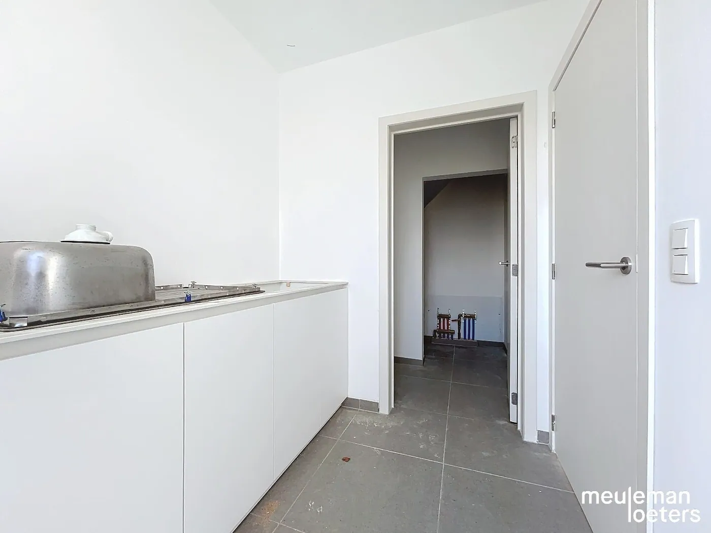 Ruime nieuwbouwwoning met fietsendoorgang - foto 4