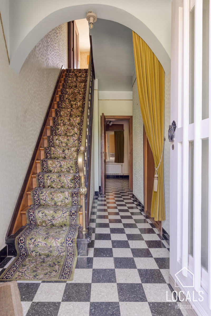 Te moderniseren woning met grote tuin - foto 4