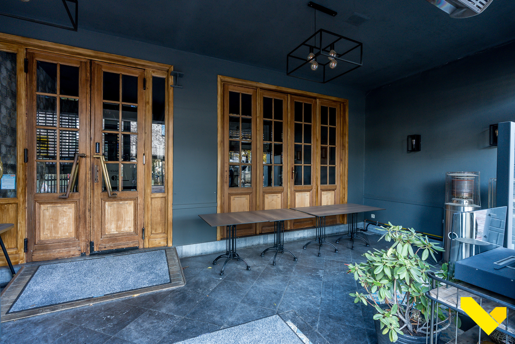 Handelspand en appartement te koop op toplocatie!! - foto 3