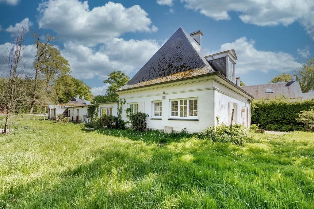 Mooie villa Lipszyc met potentieel in een privé landgoed van 7 hectare. - foto 5