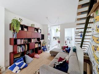 Zoek je een instapklare en ruime woning in hartje Gent? Dit gezellige pand in de Goudensterstraat combineert ruimte, comfort én een absolute toplocatie. Met 2 volwaardige slaapkamers en een fijne lichtinval is dit de ideale stadsbasis voor wie zorgeloos wil wonen.<br /><br />Het pand is gelegen in een rustige straat, vlak bij het centrum, de dokken en het openbaar vervoer. Supermarkten, gezellige horeca en scholen bevinden zich om de hoek.<br /><br />Indeling van het pand: <br />Inkomhal - leefruimte - keuken - berging - kelder - slaapkamer 1 - badkamer - slaapkamer 2.<br /><br />Onmiddellijk beschikbaar!
