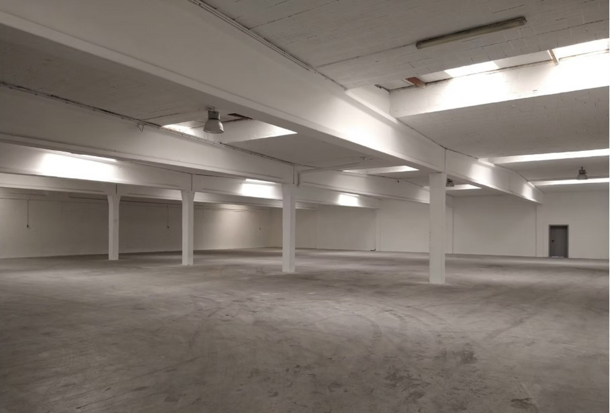 Magazijn unit 31 te huur 1.200m² met kantoor 60m² in Malle - foto 1