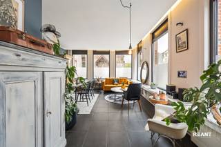 Karaktervolle hoekwoning te koop in hartje Lier naast de Zimmertoren. Op een absolute toplocatie in het centrum van Lier, vlak naast de iconische...