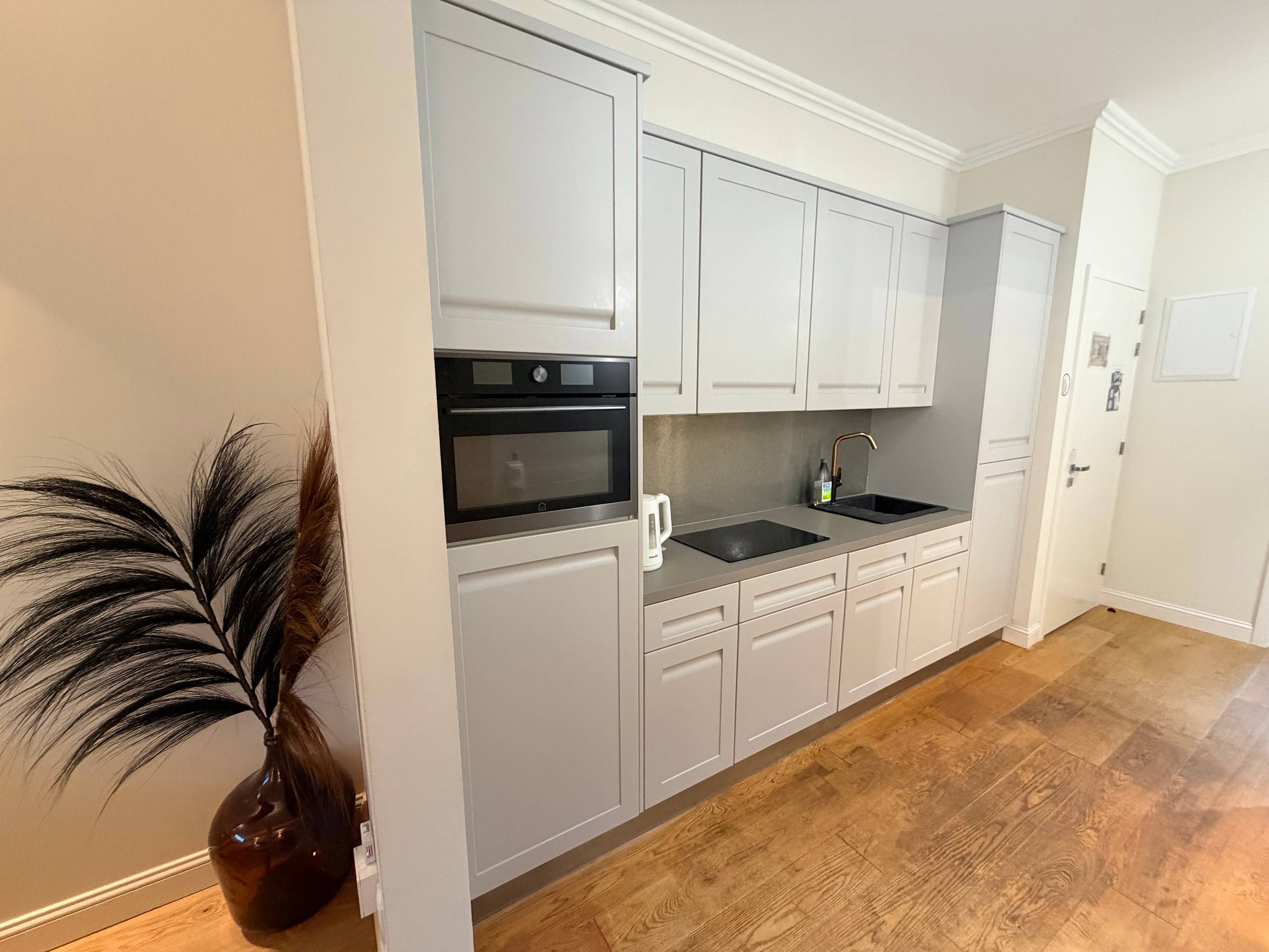 --- NOUVEAU --- Charmant appartement meublé avec deux balcons au cœur du quartier du Châtelain - foto 5