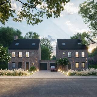 Hier bouwen wij 2 prachtige nieuwbouwwoningen met zicht op groen!<br />Het energiezuinige karakter mag en zal uiteraard niet ontbreken!<br /><br />Indeling:<br />Gelijkvloers: Ruime living, open keuken met zicht op het aansluitende terras en achterliggende tuin.<br />Verder heb je nog een berging, garage en badkamer1, apart toilet en bureau of gelijkvloers kamer 1<br />1e verdieping:<br />2 slaapkamers (dubbel bed), badkamer 2 (ruimte voor ligbad, inloopdouche en dubbele lavabo), berging en apart toilet<br />2e verdieping (via vaste trap)<br />1 slaapkamer en nog twee extra zolderkamers (niet afgewerkt)<br /><br />Er is dus de mogelijkheid om 6 kamers te maken!<br />Omgevingsafwerking: Prachtig terras van +-25,65m2 met tegels, alsook een oprit en pad rondom woning zitten in de prijs.<br /><br />Er wordt gebruik gemaakt van lokale aannemer voor bouw, keukens, vloeren,... U hoeft dus voor de meeste zaken niet ver te gaan om keuzes te maken van materialen.<br /><span>Grondaandeel onder registratierecht en constructie onder 21% BTW. Vraagprijs exclusief BTW, registratie, ...</span><br /><br />Wees er op tijd bij, en laat me snel iets weten!<br /><br />Uiteraard kunnen we ook uw woning vrijblijvend waarderen en u raad geven omtrent leningen, zodat u een prima zicht heeft op de haalbaarheid van uw project!<br /><br />0489 828 833 of bart@homixx.be