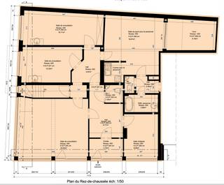 HOEKGELEGEN ENTITEIT MET COMMERCIEEL KARAKTER BESTAANDE UIT 5 RUIMTES MET 2 TOEGANGEN EN KELDER, . Deze voormalige dokterspraktijk met hoekligging...