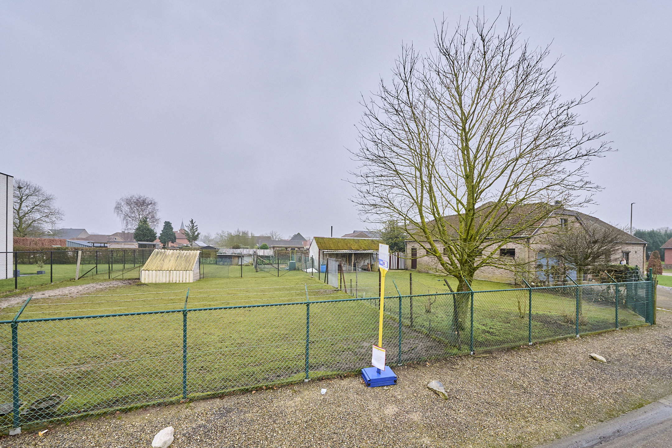 Gunstig gelegen bouwgrond op 6a77ca voor open bebouwing - foto 3