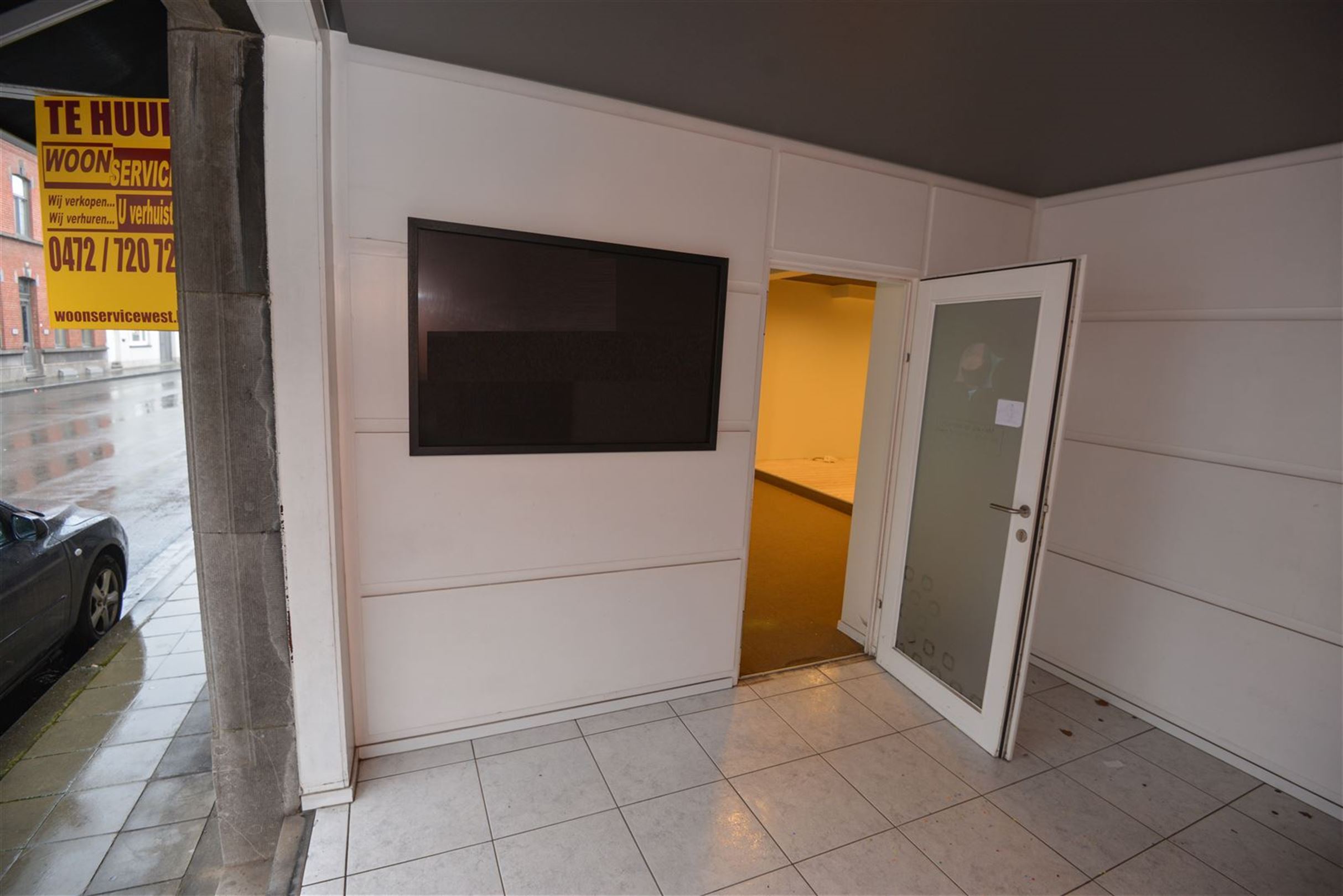 Commercial for rent in Wevelgem - photo 2