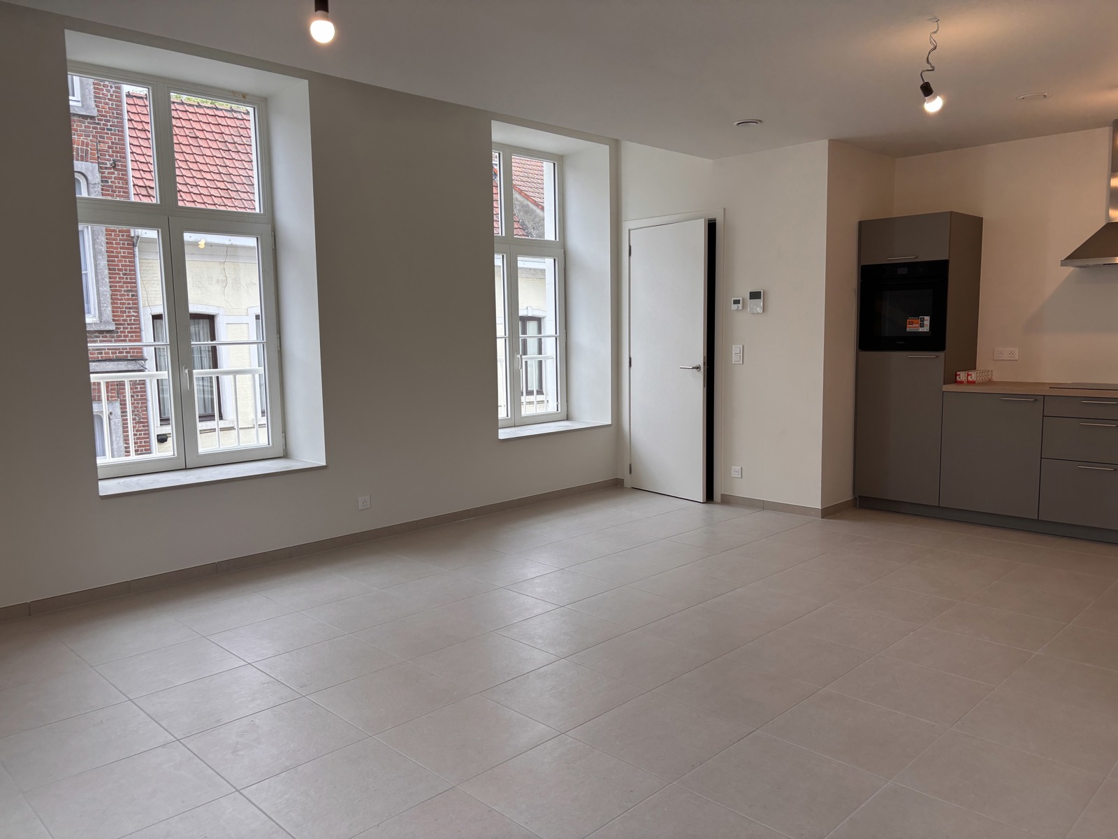Toffe nieuwe 1 slaapkamer-flat op trendy Donysite - foto 4