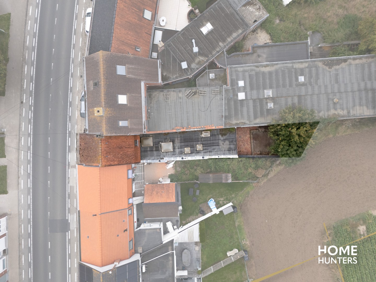 Te renoveren woning met 3 slaakamers en een zonnige tuin - foto 5