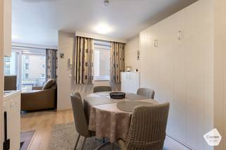 Vlakbij de bruisende winkelstraat en de Zeedijk van Nieuwpoort-Bad ligt de toonaangevende residentie Apollo.Op de eerste verdieping vinden we deze...