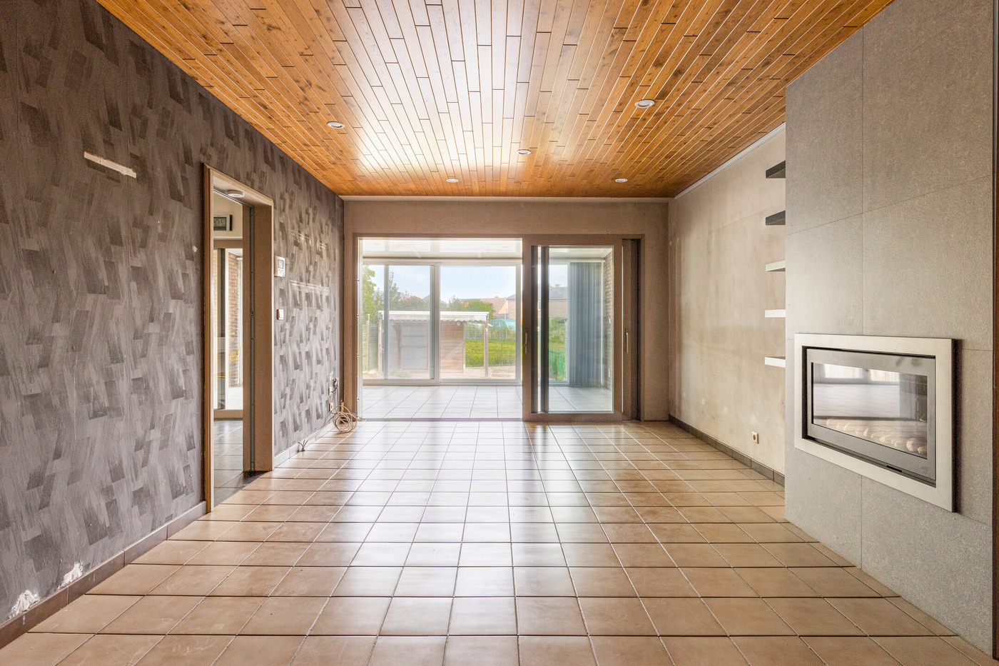 Gezinswoning met 5 slaapkamers, garage en tuin in Kruibeke - foto 4