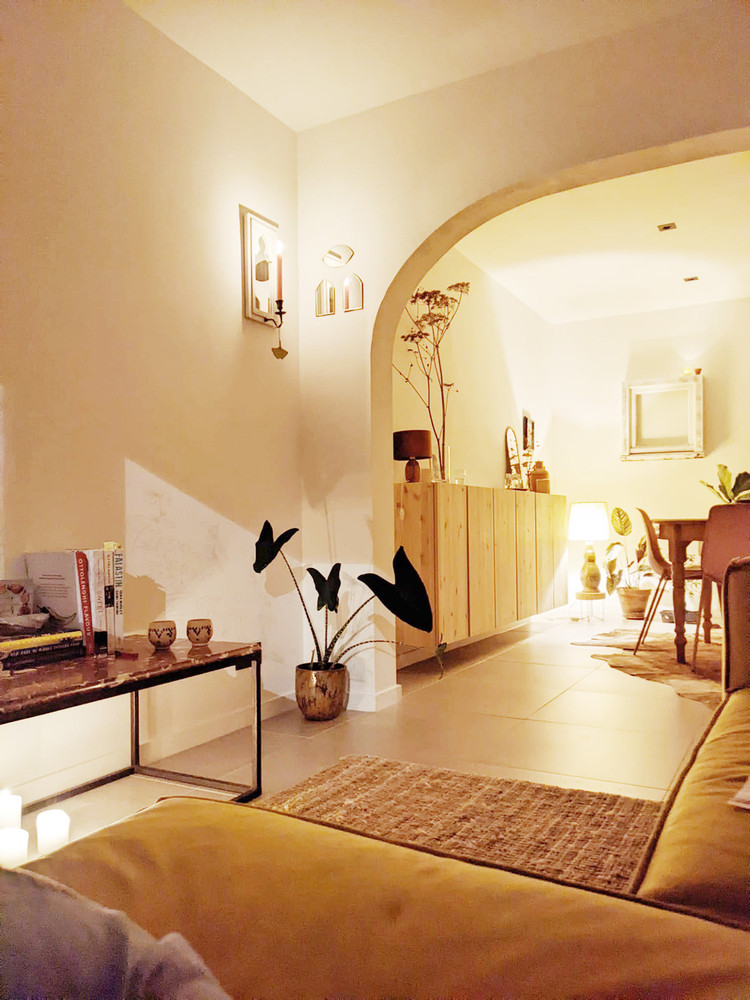 Met oog voor detail gerenoveerde rijwoning met 3 slaapkamers. - foto 4