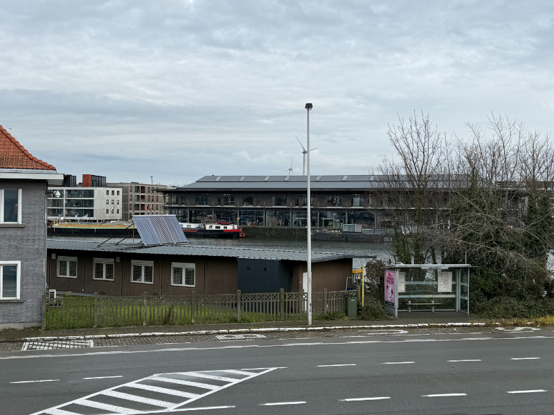 Opbrengsteigendom met 4 appartementen en kantoorruimte in de Haven van Gent - foto 2