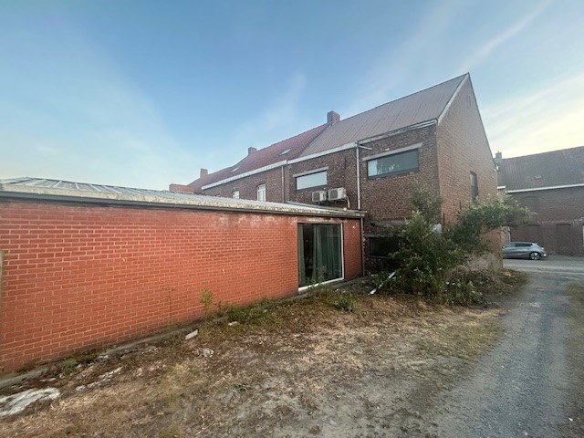 Halfopen woning met 3 slaapkamers op 275m² - foto 2