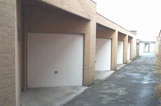 Garage box no 3 : Brugsesteenweg 107, Kortrijk.  Free from 1/1/2026...