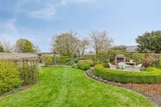 DISCOVERY DAY: Zat. 18/04 van 10u - 12u! Kom als eerste deze woning ontdekken. Opgelet, enkel op afspraak!www.vuntestraat67.beAan de voet van...