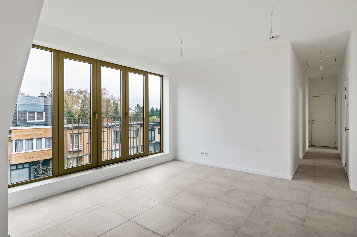 Ruim en licht nieuwbouw app. met 2 slpk., terras en garagebox - foto 4