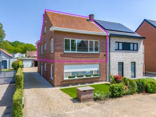 Mooi verzorgd appartement gelegen op rustige ligging. Het appartement bestaat uit een inkomhal, afzonderlijk toilet met handenwasser, berging,...
