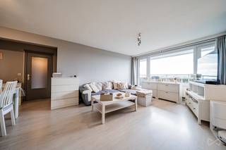 Info & visits – 02 315 51 71 Located on the 10th floor, this apartment immediately stands out thanks to its brightness and pleasant layout...