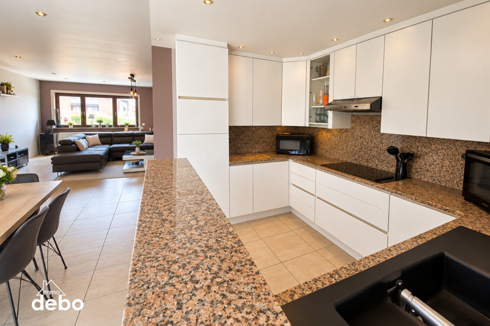 Comfortabel wonen in deze instapklare woning met garage, airco en tuin - foto 5