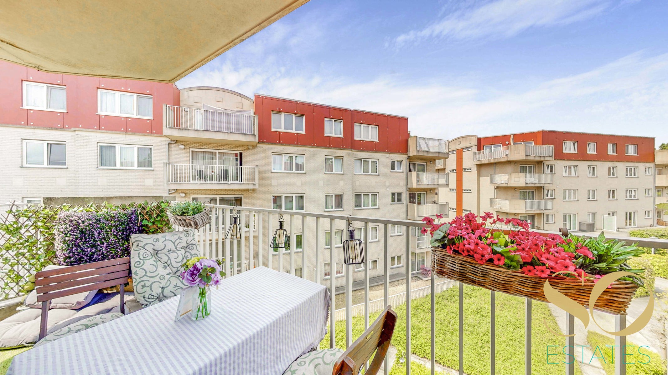 Appartement met 2 slaapkamers en terras - foto 3