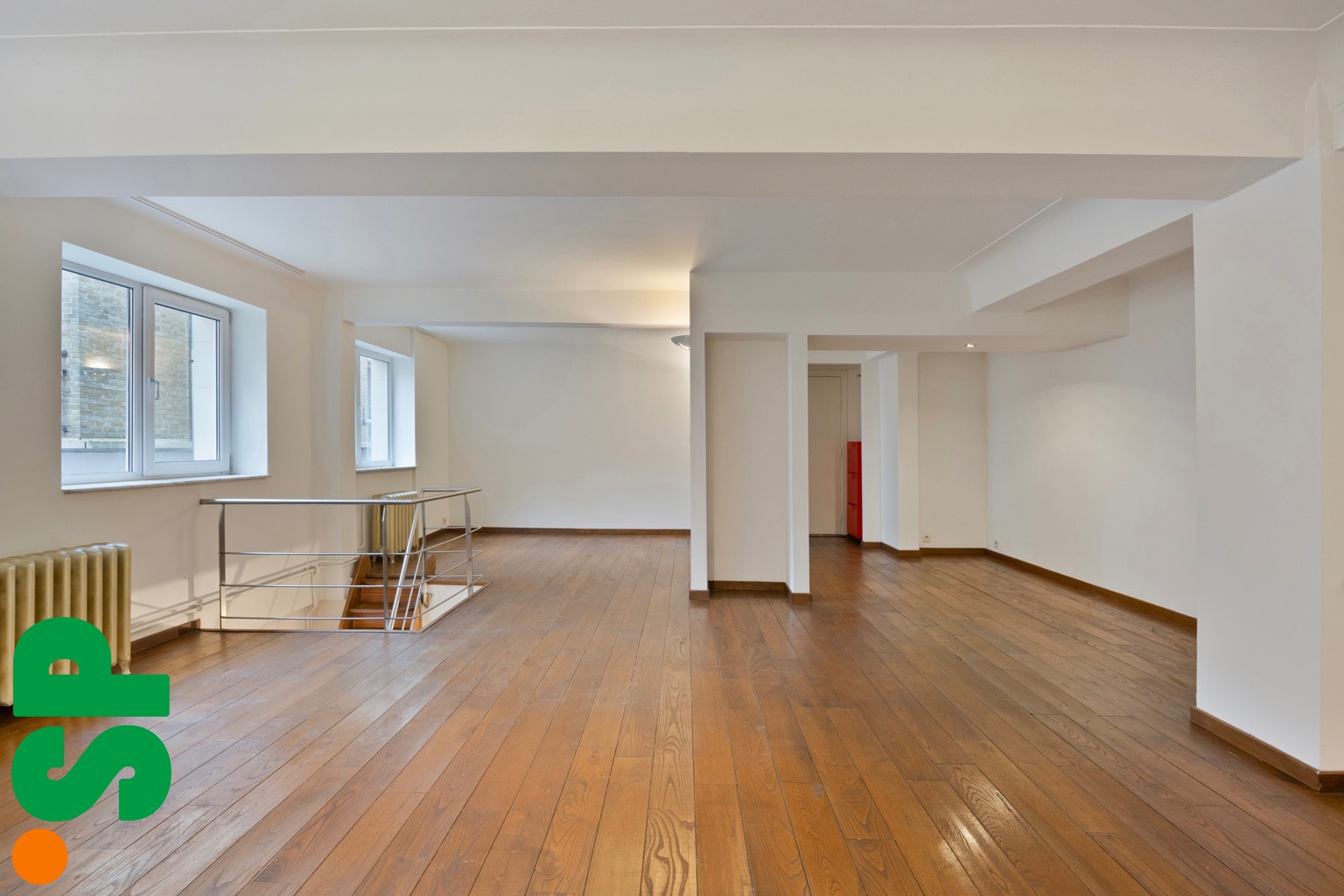 Karaktervolle loft met 2 slaapkamers en parking in Antwerpen - foto 4