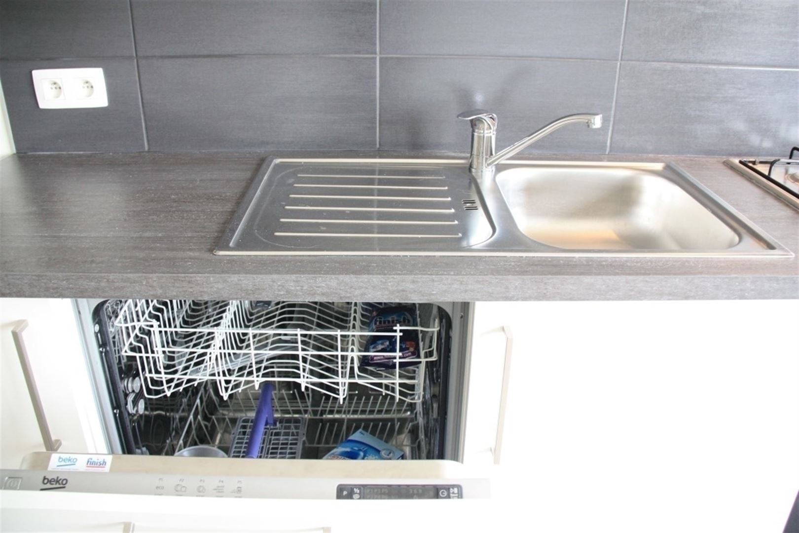 Apartment - photo 5