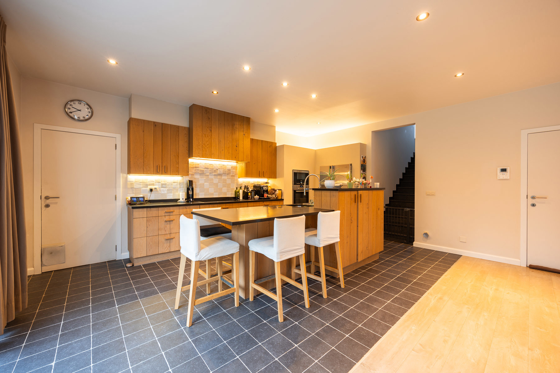 Charmante villa in landelijke stijl met zwembad - foto 3