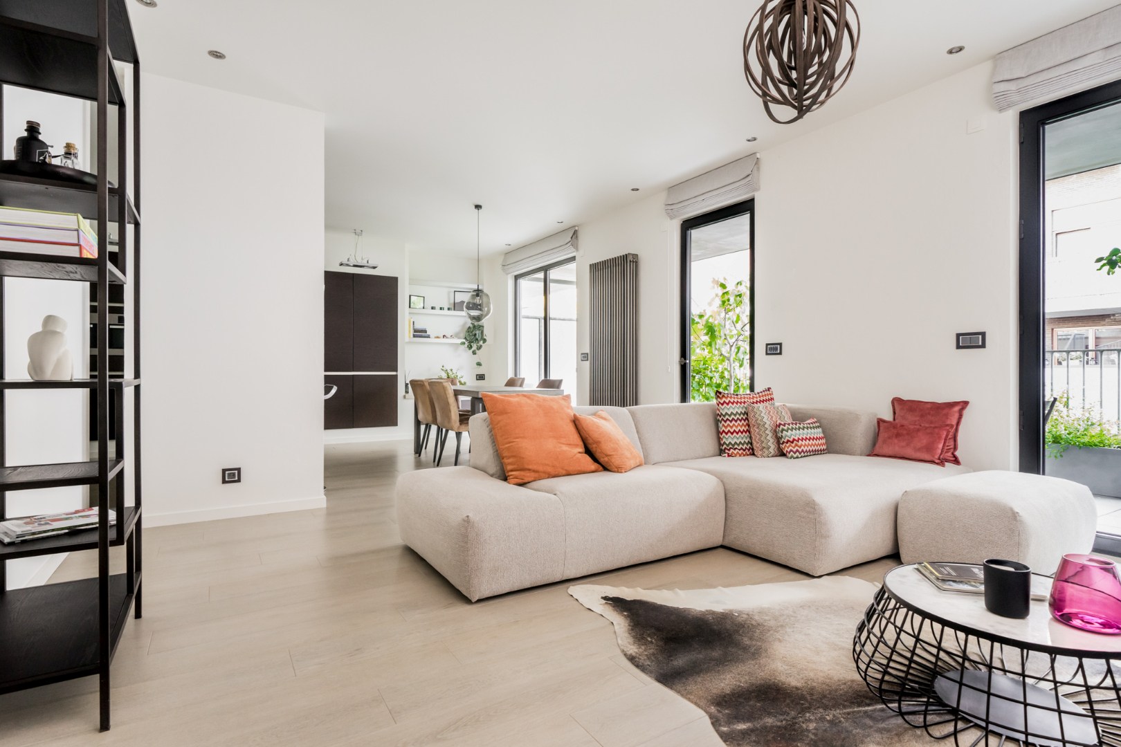 Stijlvol wonen in het hart van de Cadix-wijk - foto 1