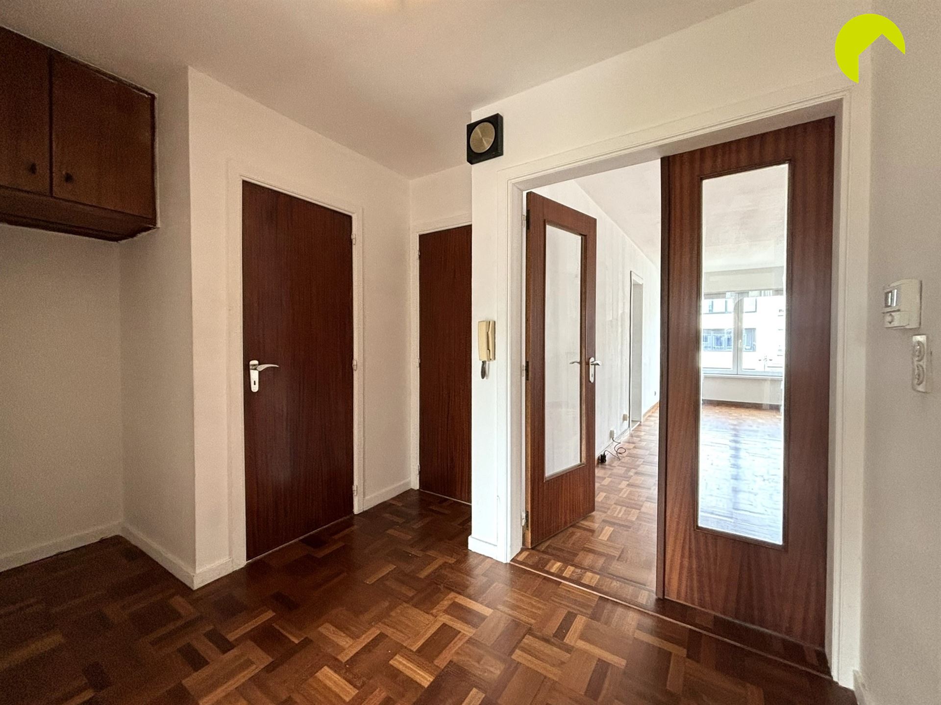 Instapklaar appartement met 2 slaapkamers! - foto 4