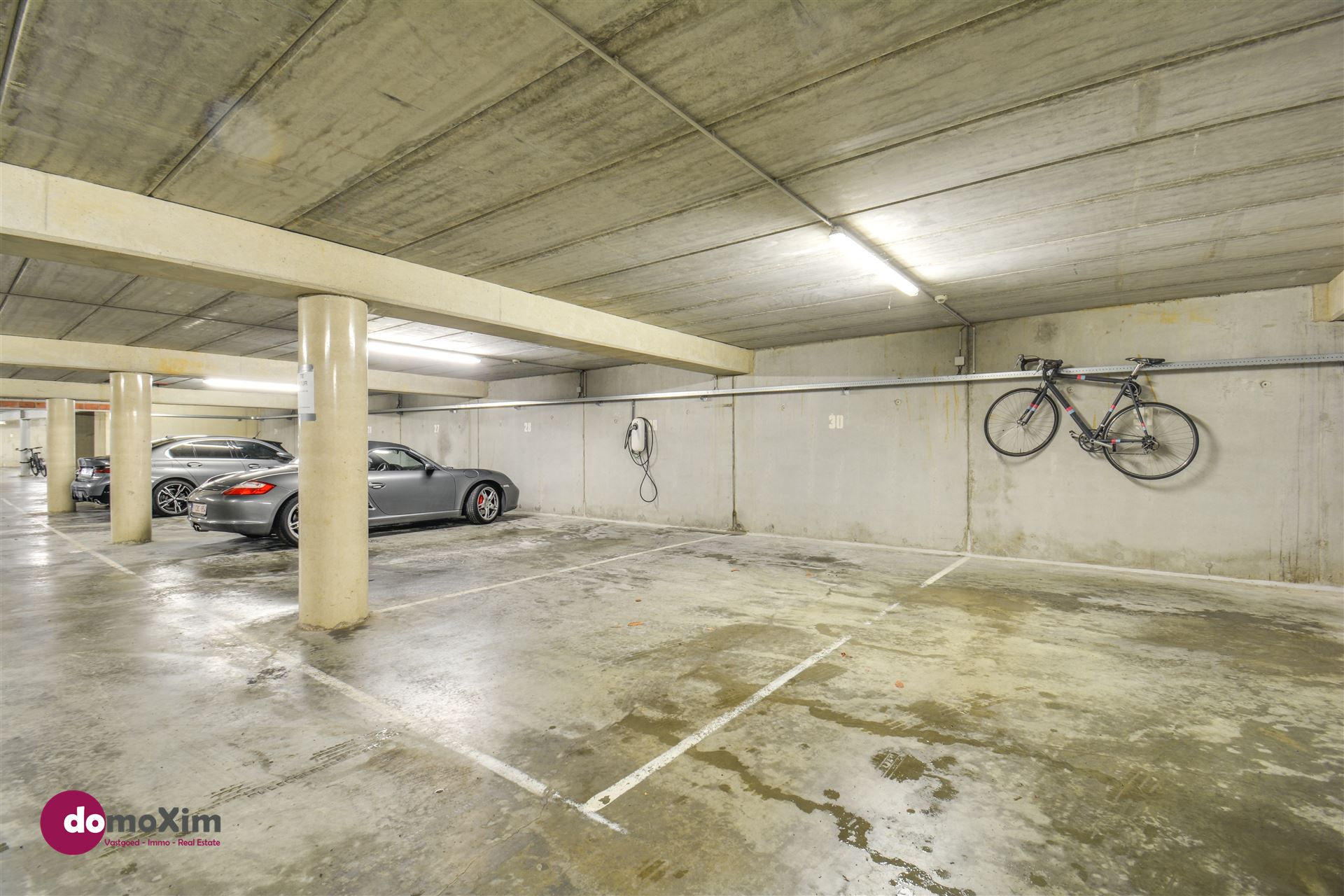 Underground parking in the heart of Herent  - photo 2