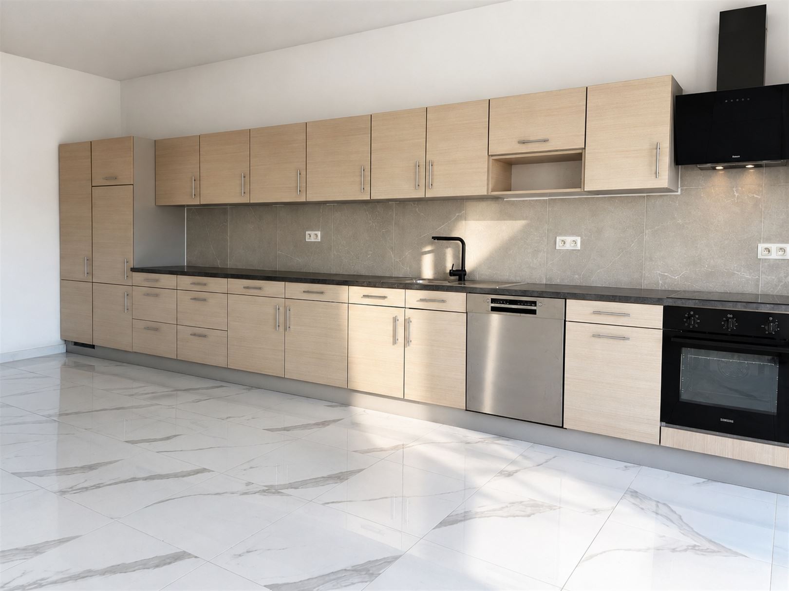 Woning met 3 slaapkamers en riante tuin - foto 4