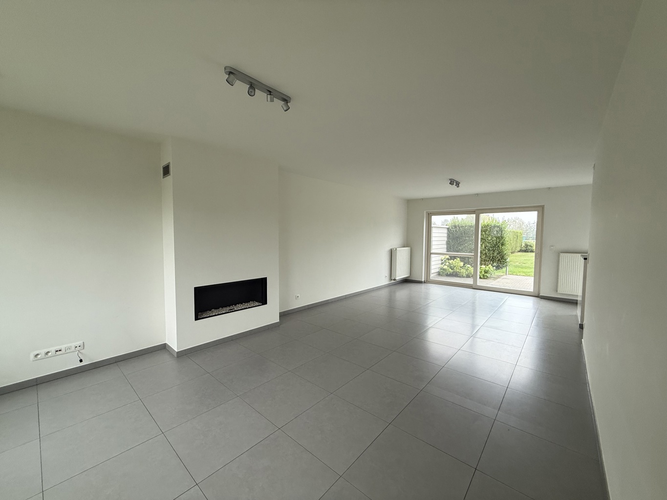 Maison à louer à Nazareth-De Pinte avec 4 chambres - photo 3