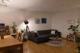 Goed en rustig gelegen dakappartement met 2 slaapkamers.Het appartement is gelegen op de derde verdieping van een kleinschalig gebouw met 8...