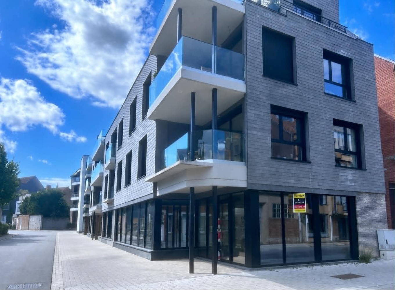 Commercial for rent in Ninove - photo 1