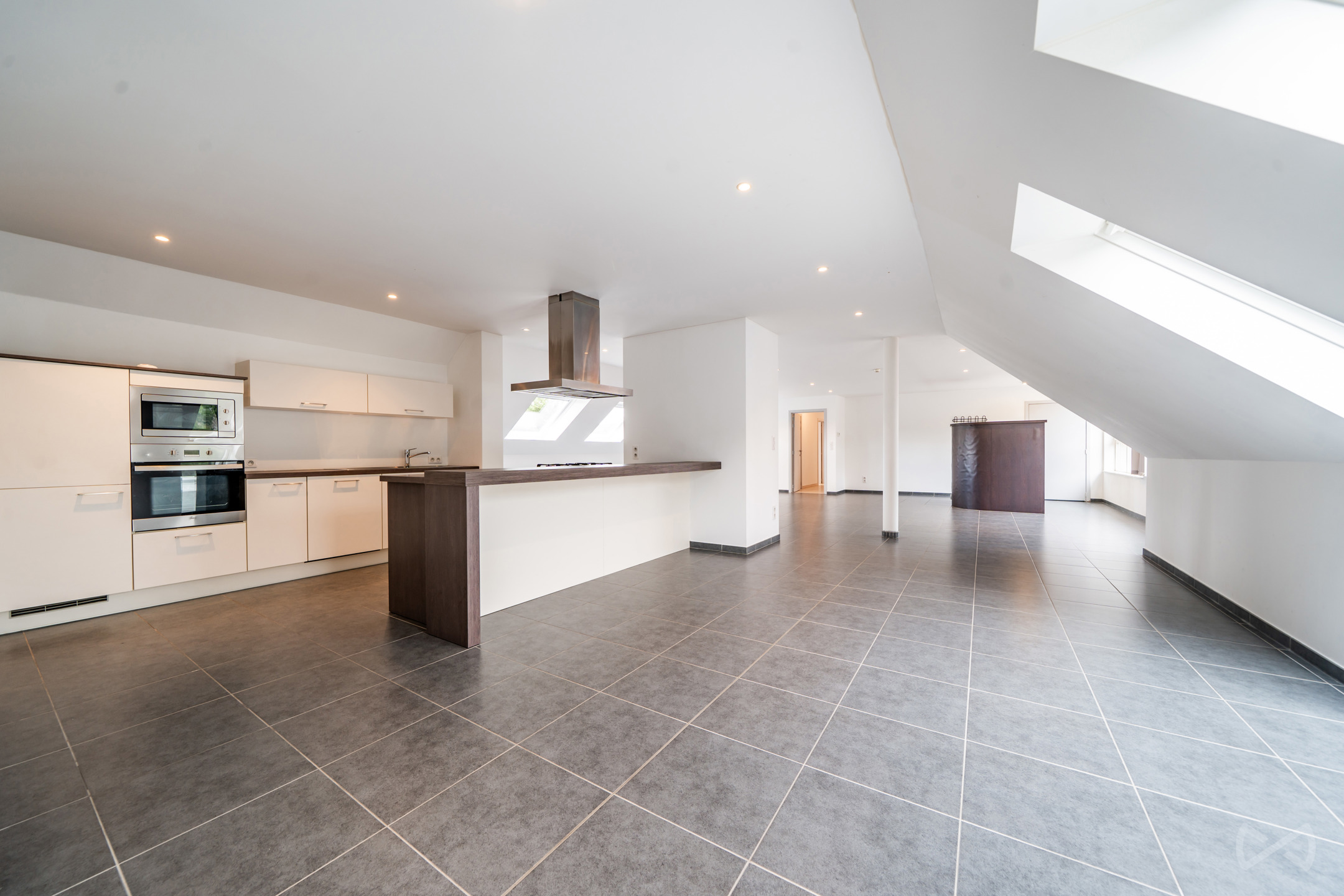 Apartment for rent in Ath with 3 bedrooms - photo 1