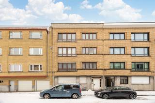 Comfortabel wonen in karaktervolle buurt. Dit appartement op de derde verdieping van een kleinschalig gebouw ligt in de Tentoonstellingswijk...