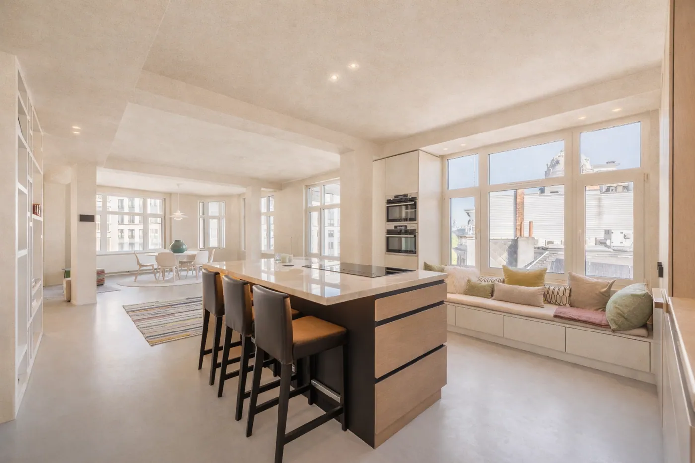Luxueus gerenoveerd appartement in befaamde Meirbuilding - foto 2