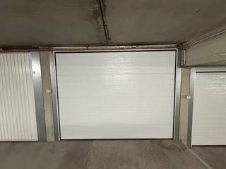 Garagebox te huurB: 2,75L: 6,22H: 2,26...
